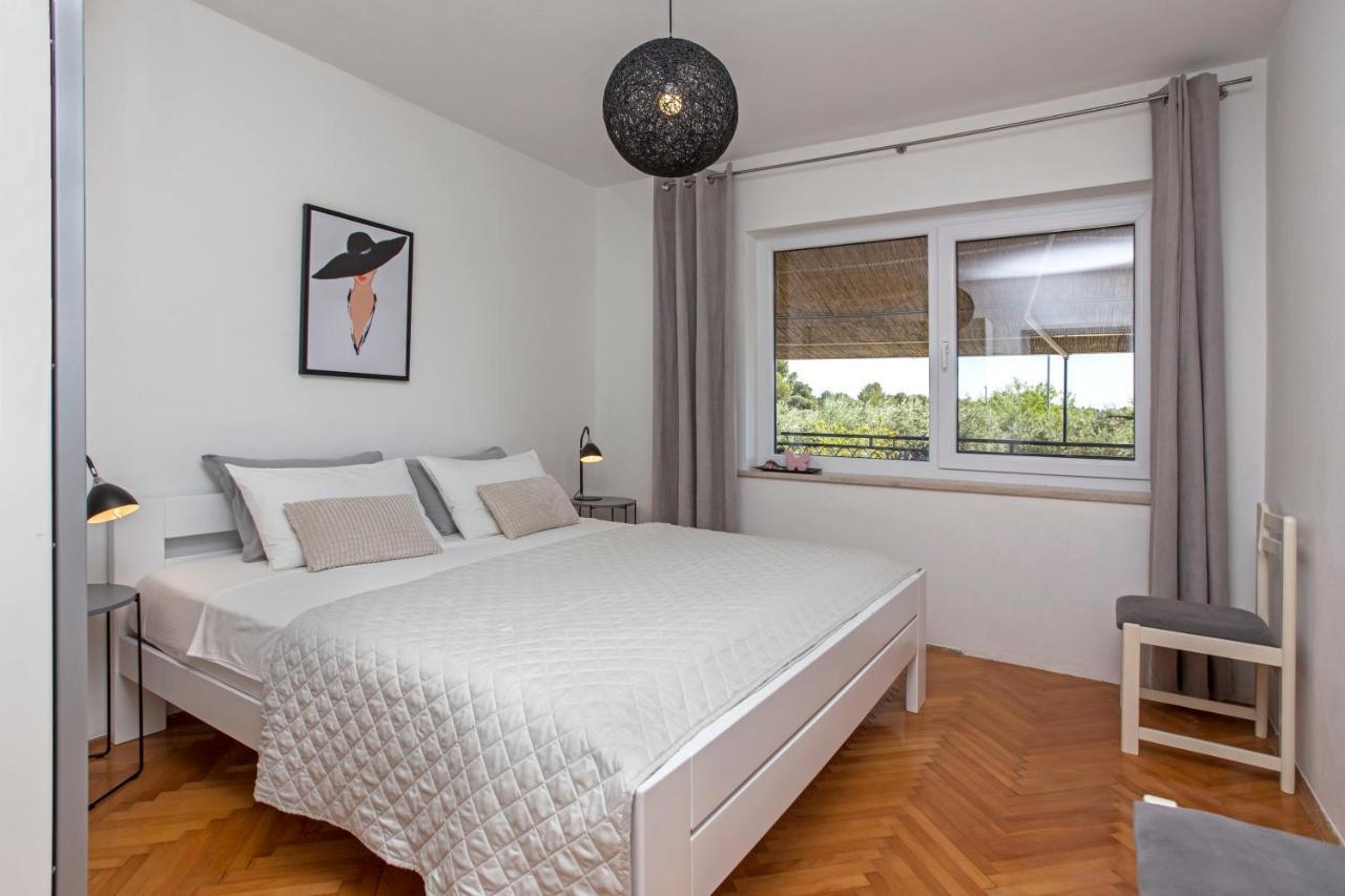 "Andrija" Apartmen'S バニョレ エクステリア 写真